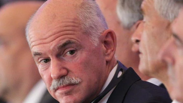Георгиос Папандреу официално се раздели с ПАСОК