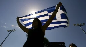 Безработицата в Гърция падна до ново петгодишно дъно 