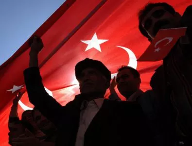 Само половината турци одобряват критиката срещу властта