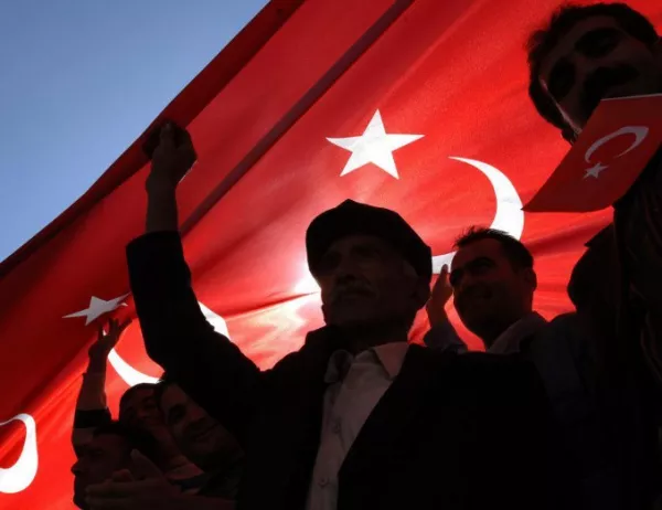 Анкара плаши със съд представители на турския интелектуален елит в Германия