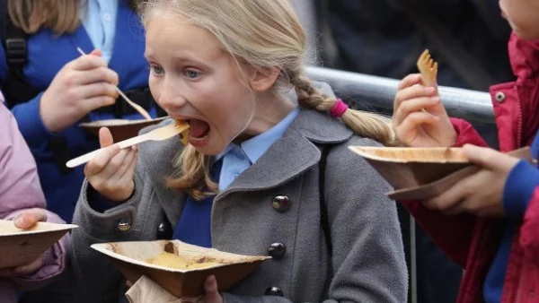 Проверка установи редица нарушения при предлагането на храни на деца и ученици