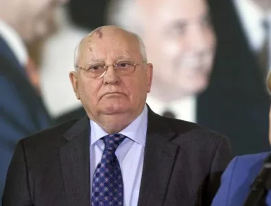 Украйна забрани на Горбачов да влиза в страната 
