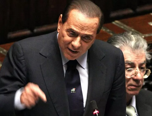 Италианските власти искат Берлускони да си изкара присъдата в старчески дом
