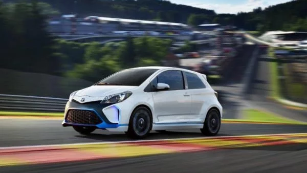 Технологията за Yaris Hybrid-R