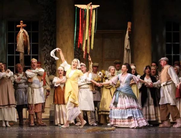 Благотворителен спектакъл "Евгений Онегин" в Софийската опера