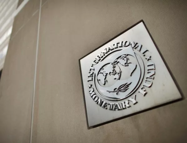 МВФ: Политическата нестабилност е основен риск за България