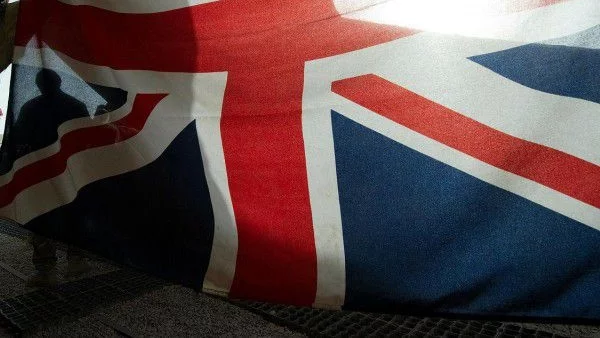 Повдигнати са обвинения за тероризъм срещу 16-годишно момиче от Манчестър