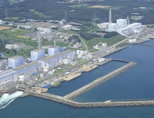 Защитната стена, спираща радиоактивните води на АЕЦ "Фукушима", се е деформирала 
