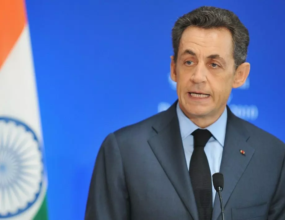 Обвинения срещу Саркози заради милионите от Кадафи 