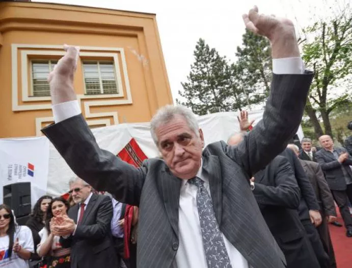 Сръбският президент Николич се отказа от президентската надпревара