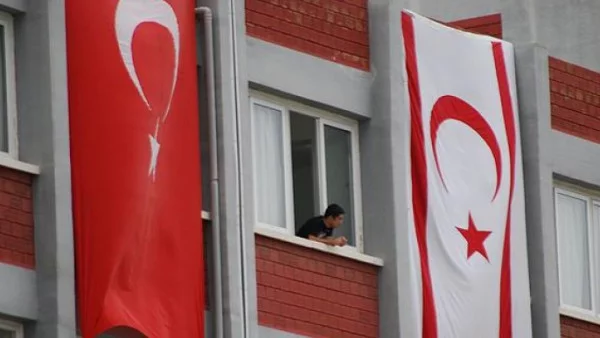 Създава се Севернокипърската турска република