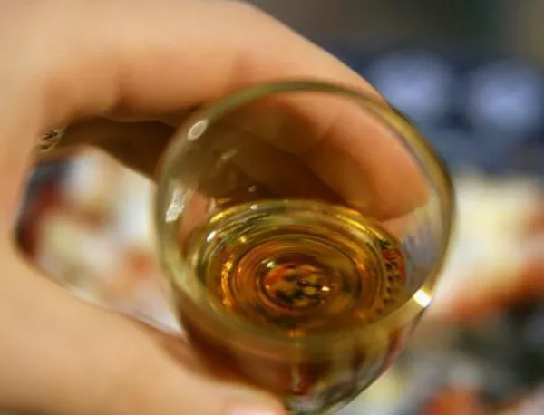 Русия забрани вноса на алкохол от Украйна 