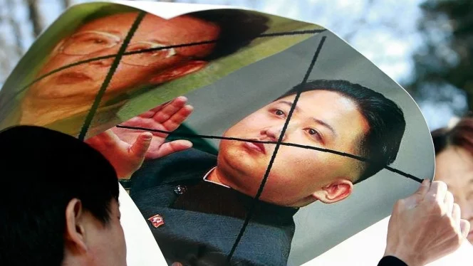 Братът на Ким Чен Ун успял да каже, че някой пръснал течност в лицето му 