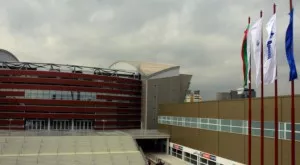 "Арена Армеец" остава празна за Пулев - Фюри, намалиха цената на билетите