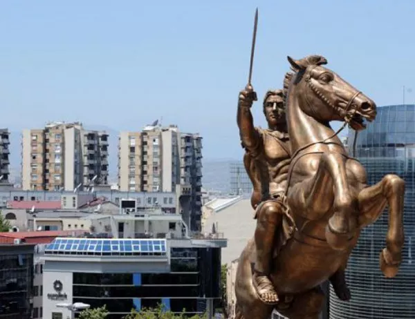 Македония ще трябва да премести в Солун паметниците на Александър Македонски и Филип II