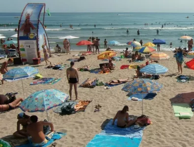 В Созопол има сериозно напрежение заради пясъчна дига - уж за опазване на Централния плаж