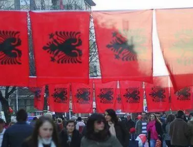 Опозицията в Албания иска предсрочни избори 