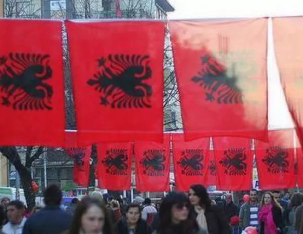 Отлагат провеждането на парламентарните избори в Албания