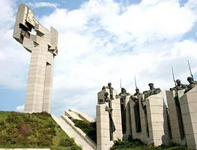 Паметно шествие с 300-метров национален трибагреник ще се състои в Стара Загора за 3-ти март
