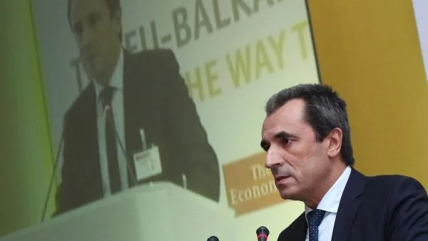 Орешарски се подразни на въпрос за протестите