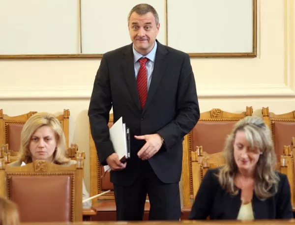 Йовчев: В Лясковец се действа по експертно мнение, Лазаров не е виновен