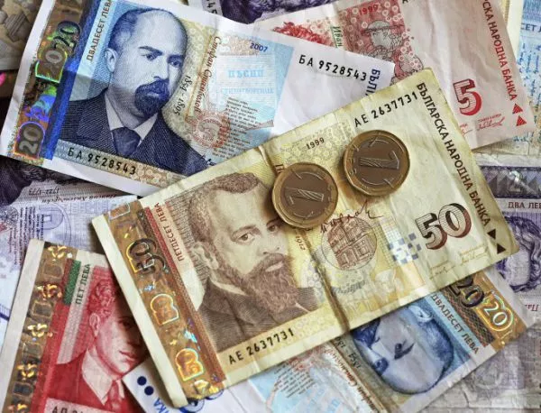 Бюджетната комисия прие да теглим още 8 млрд. евро дълг, Гечев сезира КС