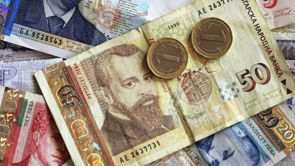 Дупката в бюджета нарасна с още 151,6 млн. лв. за месец