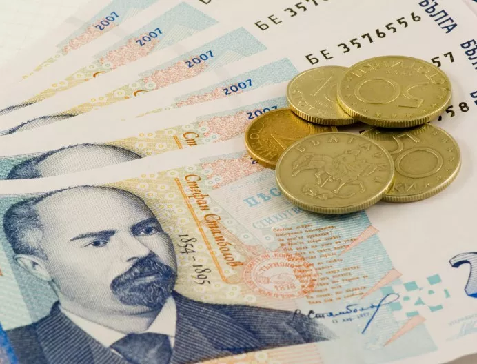 Заплатите в София са в пъти по-високи от другите области в страната