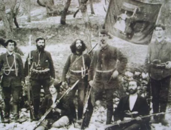 Чие е Охридско-дебърското въстание?