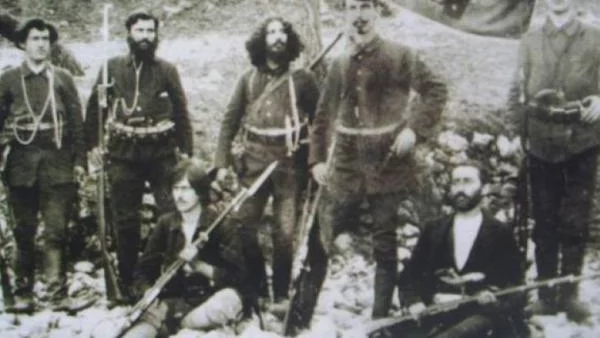 Чие е Охридско-дебърското въстание?