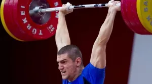 Щангистите преследват олимпийски квоти на световното