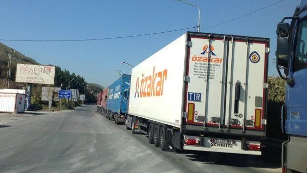 Над 70 е броят на загиналите мигранти в камион в Австрия