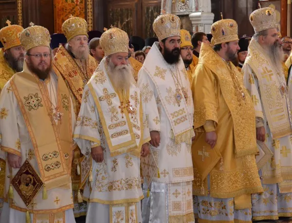 Светият синод отложи Църковно-народния събор за догодина