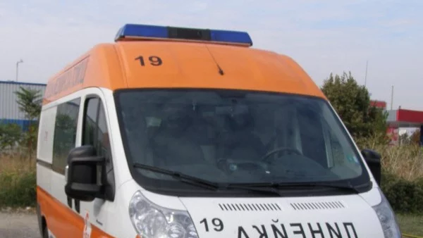 Дете падна от прозорец на хотел в Черноморец