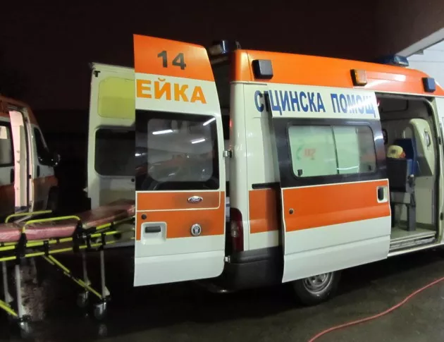 Двама загинаха в тежка катастрофа на пътя Димитровград - Хасково
