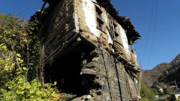 160 са "мъртвите" села в България