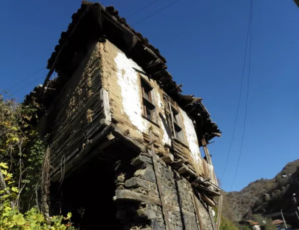 Девет са напълно обезлюдените села в област Смолян