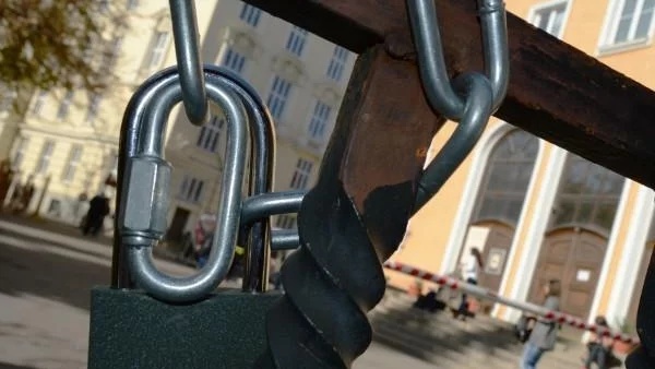 С концерт музиканти подкрепят окупацията на Софийския университет