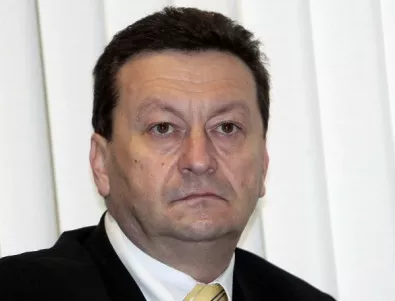 Червен депутат обяви, че е недопустимо Борисов да бъде наричан мутра