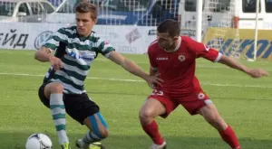 {{ otherArticle[0].article.title }}