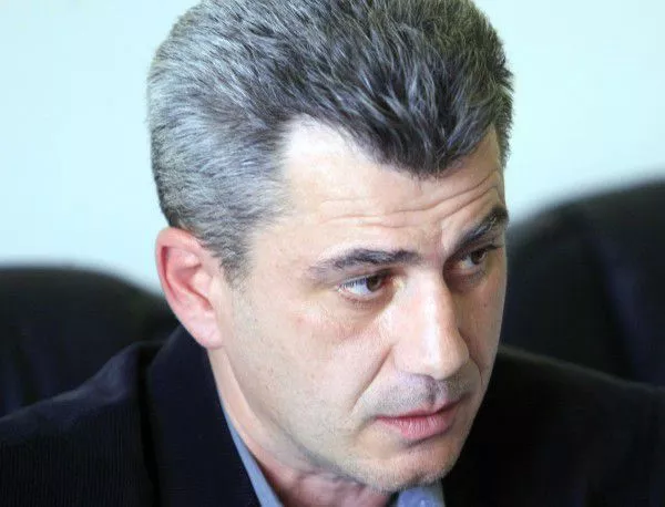 В здравното министерството не е постъпвала оставка от шефа на "Пирогов"