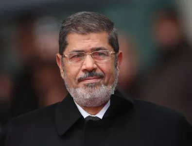 Морси ще съди управляващите в Египет 