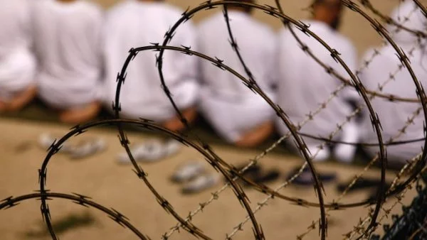 С нелегални средства срещу тероризма