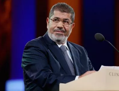 Египет ще изправи Мурси пред военен трибунал