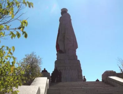 Русия ни връчи нота заради поругаването на паметника на Альоша