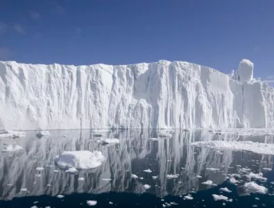 Големият каньон под ледовете на Антарктика