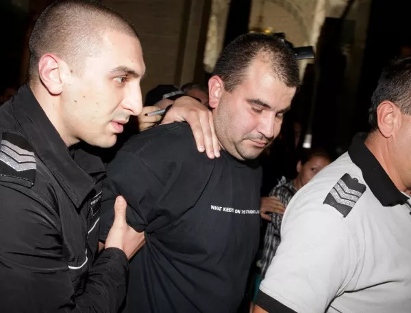 Таксиметровият шофьор, който уби двама и помете 12 на "Цариградско шосе", влиза в затвора за 9 години