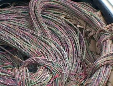 Щети за над 11 800 лева нанесли крадци на кабели в Разград