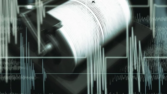 Прогнозират катастрофален трус в Мраморно море до Истанбул