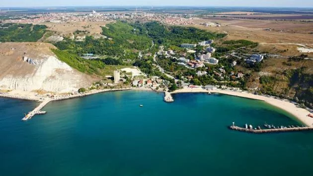 Канят в Каварна на огнена фиеста, миден и рибен фест и ретро рали